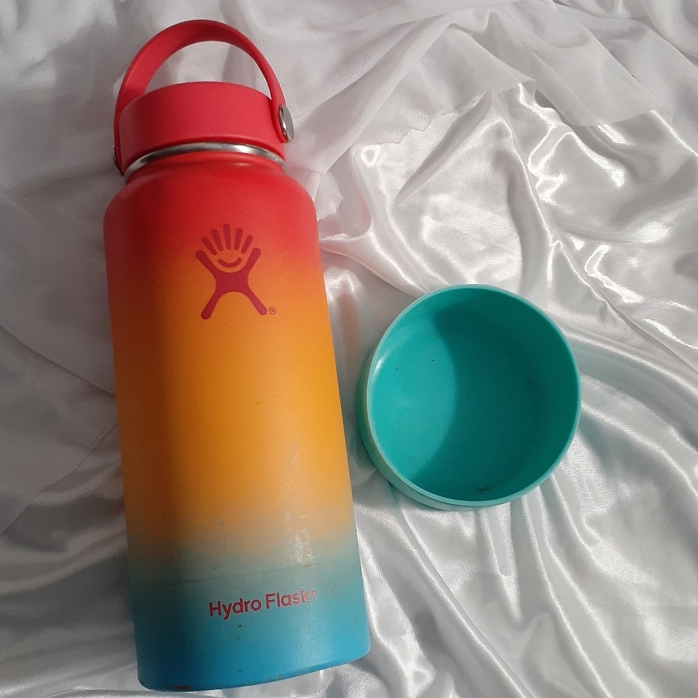Hydro Flask Keiki Rainbow 32oz